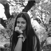 Me gusta tratar con niños y me suelo llevan bien con ellos. No es la primera vez que doy clases de apoyo a niños de primaria.