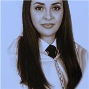 Educadora social con experiencia en infancia y apoyo escolar personalizado