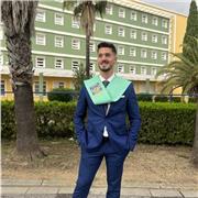 Profesor de secundaria, bachillerato y FP de deportes.