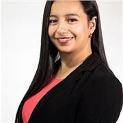 Profesora de piano con más de 11 años de experiencia