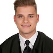 Profesor de educación inclusiva, ofrece clases particulares de primaria y secundaria, con especial conocimiento en matemáticas y química. Promuevo una enseñanza individualizada y significativo que fomente la capacidad crítica del alumno, así mismo su desa