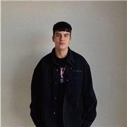 Estudiante de pedagogía imparte clases a todo tipo de estudiantes