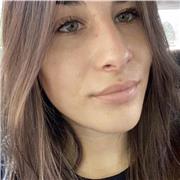 Laureanda in economia e commercio presso l'università di Verona