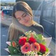 Mi rendo disponibile ad impartire lezioni di lingue, nello specifico italiano, inglese, spagnolo, rumeno, in modalità da remoto. 
