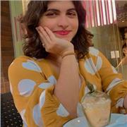 Olá! Sou professora de Inglês particular há 1 ano com experiencias em diversas idades e com diversas pessoas. Paciente e criativa