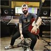 Doy clases particulares de guitarra, acustica, guitarra electrica y tres Cubano, mis clases adaptadas al nivel de cada estudiante