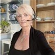 Online English Language Coach specialising in business and academic English, IELTs, pronunciation, conversation, and writing