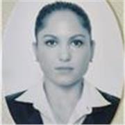 Profesora titulada de Biología con más de 10 años de experiencia en docencia e investigación. 