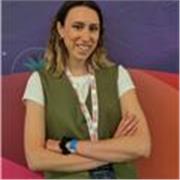 Creatività ed energia, ecco cosa ti prometto per le nostre lezioni. Di addio ai soliti testi noiosi, facciamolo insieme :) 