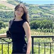 Laureata con lode in Lettere Antiche presso l’Università di Pavia, offro ripetizioni di latino e greco per superiori e università