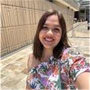 Profesional ingeniera brinda clases de reforzamiento en distintos cursos para alumnos de primaria y secundaria