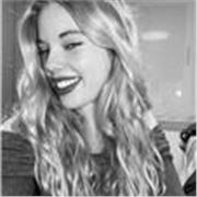 Estudiante universitaria en el grado de traducción e interpretación con titulación de inglés nivel b2 de Cambridge.