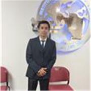 Maestro de español para clases virtuales