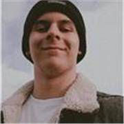 Mi nombre es Cillian, estudiante universitario y nativo en ingles. Doy clases particulares presenciales y telematicas a todos los niveles y grupos de edad.15€/hora. Disponibilidad horaria. Contacta sin compromiso