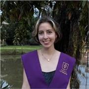 Clases presenciales de español con enfoque humano y personalizado, impartidas por psicóloga creativa y amable