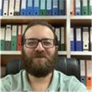 Profesor medio guiri con ganas de enseñar