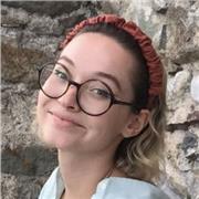Je suis étudiante en histoire et j’aimerai mettre à disposition mon aide !