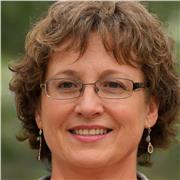 Nachhilfe in Chemie in Gelsenkirchen, studierte Chemielehrerin. Prüfungsvorbereitung, Uni und Oberstufe