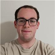 Estudiante de 4º de Medicina, con un poco de experiencia dando clases particulares (2 meses cuando tenía 17 años)