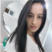 Profesora de lengua y literatura para niños y adolescentes