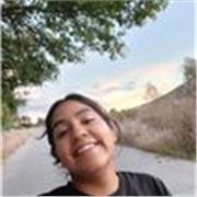 Estudiante de prepa que ha dado cursos a niños sobre tecnología y habilidades en tics