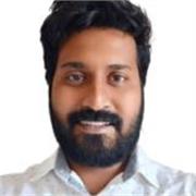 English tutor focused on communication, confidence, and learning