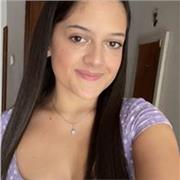 Estudiante graduada en bachillerato de ciencias sociales se ofrece para dar clases de refuerzo a niños de primaria y ESO en asignaturas como inglés, lengua, ciencias sociales e historia.