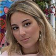 Soy estudiante universitaria española con nivel C1 de inglés, las clases son tanto para niños como adultos 