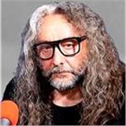CAPIRE/COMPRENDERE- FOTOGRAFARE
Questa materia é diretta a persone 
