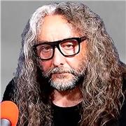 CAPIRE/COMPRENDERE- FOTOGRAFARE
Questa materia é diretta a persone