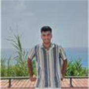 Estudiante universitario que puede dar refuerzo de primaria y 1o y 2o de la eso, tambien he jugado a futbol sala y once. Puedo