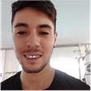 Profesor de educación física, apto para el dorado de clases y preparación física de natación y otras disciplinas. Aplico también para puestos de docencia