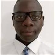 Propose des cours de français aux personnes allophones  et également aux jeunes du collège jusqu’au lycée (6eme - 2nde). 