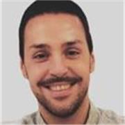 Me defino como una persona a la que le fascina el mundo de la narrativa el ámbito de la comunicación, para todas las edades.