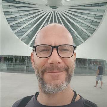 Non sono alla ricerca di un insegnante, sono un insegnante