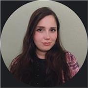 Profesora de Inglés, con experiencia de profesora de lenguaje anteriormente