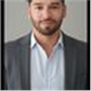 Licenciado en ciencias biológicas con un posgrado en biotecnología, con 15 años de experiencia en la industria farmacéutica 