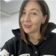 Profesora de enseñanza general básica con mención en matemática brinda apoyo a quienes requieran reforzar y adquirir conocimientos