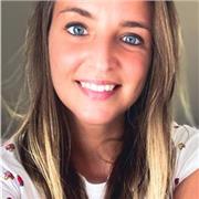 Ragazza Laureata con esperienza pluriennale all’estero impartisce lezioni private/ripetizioni di inglese e spagnolo