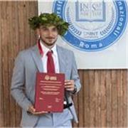 Laureato magistrale impartisce lezioni di matematica, storia, filosofia e diritto
