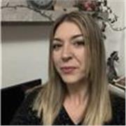 Traductora al castellano, nativa de España