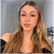 Soy una joven de casi 20 años responsable y con ganas de enseñar a niños pequeños a llevar las materias que le cuesten un poquito 