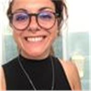 Laureata in scienze pedagogiche impartisce lezioni di Italiano, Storia, Filosofia, Francese e supporto nello sviluppo di un metodo