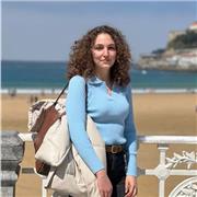 Profesora de apoyo escolar. Clases presenciales de todas las materias. En euskera y castellano