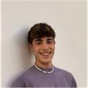 Entrenador personal apto para toda clase de edades y niveles, además de poder ayudar con una dieta equilibrada a cada objetivo. 