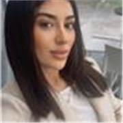 Profesora titulada de Primaria con mención en E.F y estdudiando actualmente Pedadogia Terapéutica. 