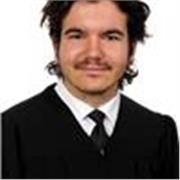 Pasional, comprometido, responsable, trabajador, empático, cuidador, innovador y persistente.