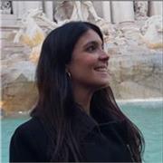 Mainly young students and adolescents who would like to learn the language