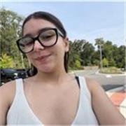 Estudiante, que ha dado anteriormente clases de repaso de ingles, con el bachillerato y ademas el Dual Diploma Program de Florida