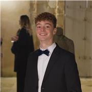 Etudiant en Master à Sciences Po Bordeaux, apporte un soutien scolaire à la demande